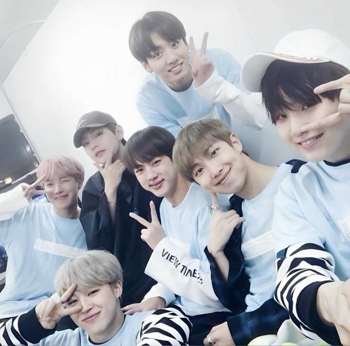 BTS DP wallpaper