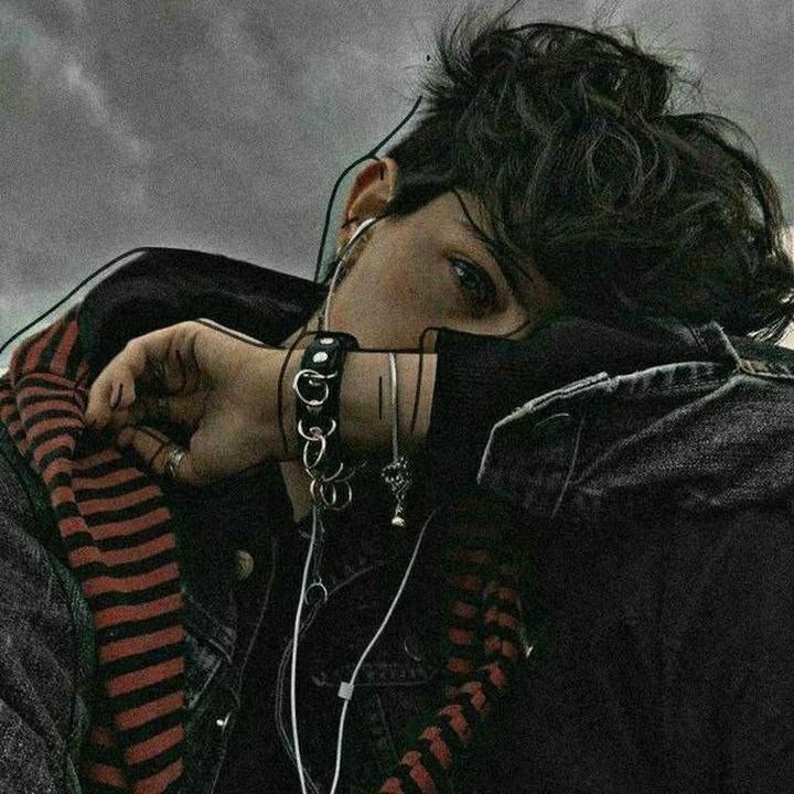Broken Heart Sad Boy DP