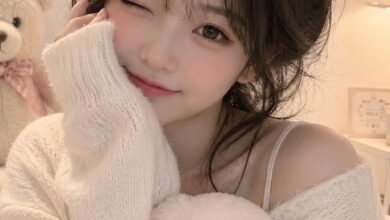 Cute girl pic for status