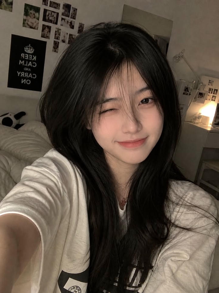 Stylish girls photo DP