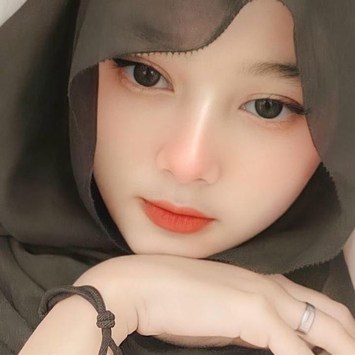 stylish Hijab DP for Instagram