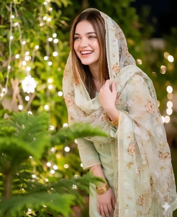 stylish Hijab WhatsApp DP Instagram